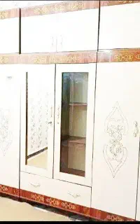 کمد نو هست یکماه  مدل جدید هست متحرک
