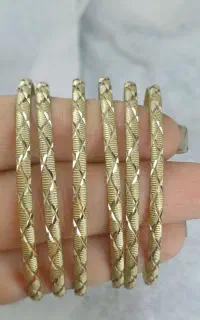 النگو طلا روس