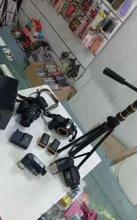 تعدادی دوربین کانن حرفه ای جنسها یکجا و تک تک فروش