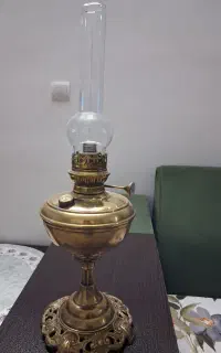 چراغ نفتی قدیمی
