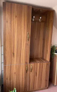 جای کفش و جای لباس