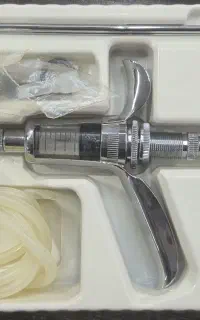 سرنگ اتوماتیک ۵ سی سی پارس خاور