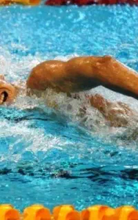 مربی خصوصی شنا در استخر منزل شما