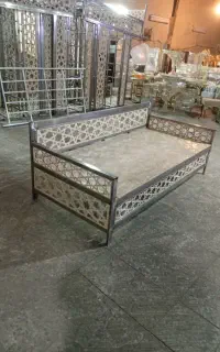 تخت سنتی مدرن چوب و felez