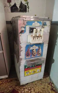 دستگاه بستنی ساز