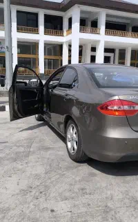 جک جی 5 دنده مدل 94 بسیار تمیز