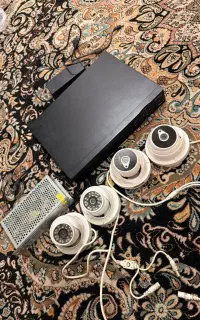 دوربین به همراه وسایل کامل و کابل