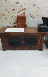 میز و صندلی مدیریت چاپگر