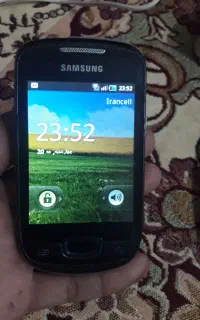 گوشی صحیح و سالم برای تماس