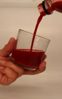 آب زرشک ۱۰۰ درصد طبیعی