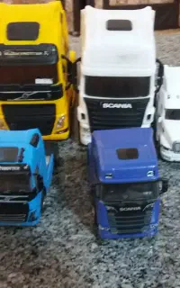 تعدادی ماشین