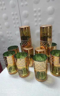 لیوان طلایی