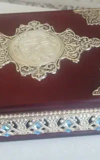 قرآن زینتی نفیس با قاب چوبی و نقره