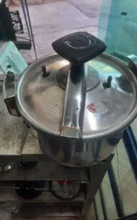زودپزحاتم سالم وقدیمی خوب