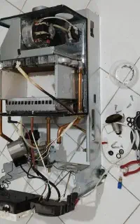 تعمیرات انواع پکیج و آبگرمکن ضمانتی و تخصصی