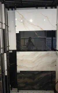 کاشی و سرامیک کف و بدنه متنوع