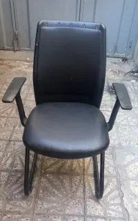 صندلی کنفرانس راحتیران