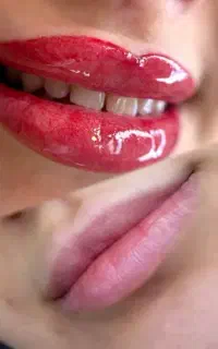 جشنواره شیدینگ لب، فیبروز ابرو، دکلره،میکاپوشینیون