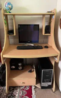 میز کامپیوتر