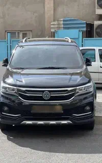 ماشین sx5 مشکی بی رنگ فنی سالم