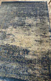 فرش ۴ متری در حد نو