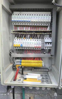 برقکار برق کار کف قیمت کلی جزئی رفع خرابی۲۴ساعته