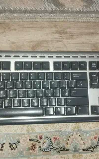 کیبورد در حد نو