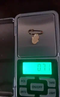 سنجاق سینه قرآنی