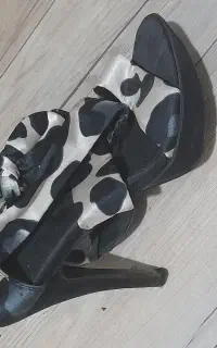 کفش پاشنه دار ۱۰ سانت