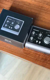 Audient iD4 MKII کارت صدا