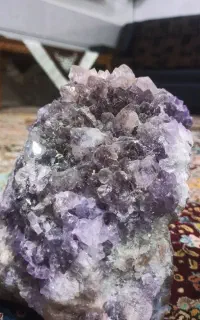 کوارتز با رگه آمیتیس