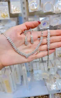 نیم ست جواهری مخصوص عروس