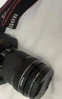 دوربین کنون d700