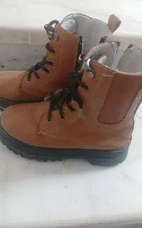 بوت پسرانه سایز ۳۲