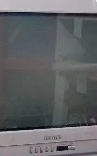 تلوزیون 21 اینچ سامسونگ همراه دستگاه دجیتال