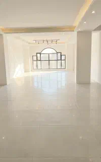 اجاره اداری ۱۳۰ متری سه راه حافظیه بر اصلی تجاری