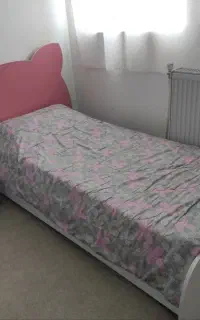 تخت نوجوان دخترانه