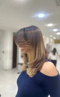 نیازمند مدل کوتاهی رایگان