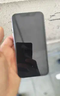آیفون ۱۱ نرمال
