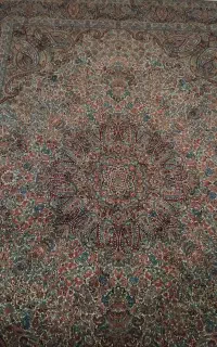دو تا فرش ۹متری 700شانه تراکم ۲۱۰۰