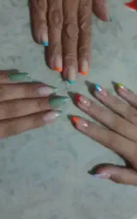 کاشت ناخن۳۷۰