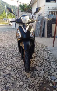 لاکی 180