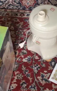 آبمیوه گیری اصل پارس به شرق