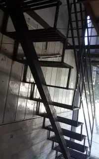جوشکار درب و پنجره وساختمان وحفاظ درب منازل