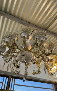 لوستر ۸شاخه ۱۶شعله