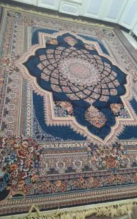 قالی ۷۰۰شانه در حد نو