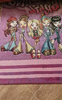 فرش اتاق دخترونه