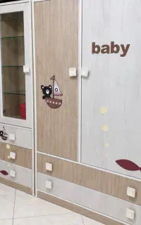 یک عدد کمد لباس کودک مناسب اتاق کودک