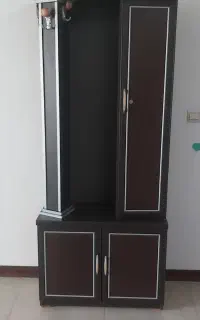 جاکفشی و چوب لباسی بسیار تمیز