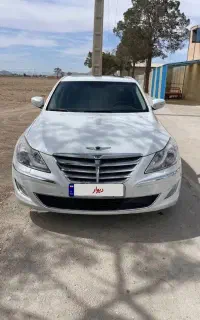 جنسیس سدان دو موس ۲۰۱۲